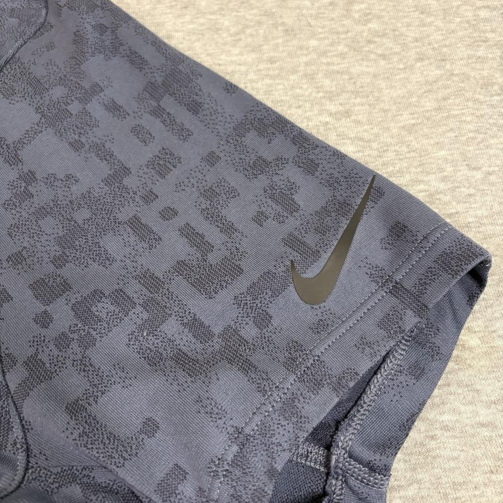 Nike Tiger Woods Dri-FIT Golf Polo Mens L‎ Blue Digital Camo Short Sleeve - Picture 7 of 13